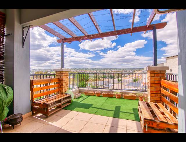 2 BEDROOM APARTMENT RENTED IN BARBEQUE DOWNS